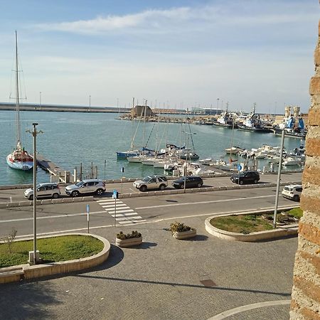 Stanze Al Porto Apartman Civitavecchia Kültér fotó